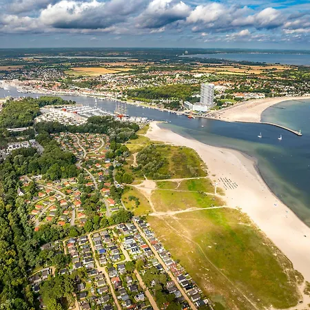 Strandblick - Dorf 1 01 *