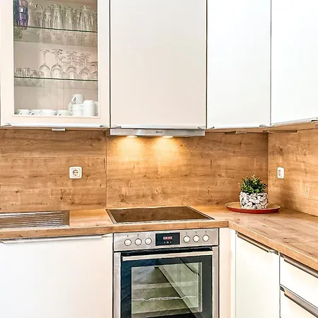 Strandblick - Dorf 1 01