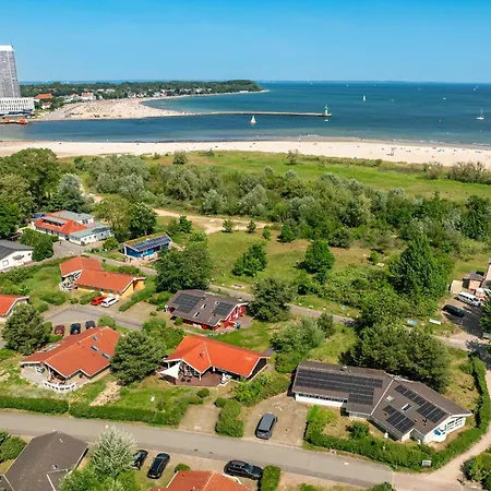 Strandblick - Dorf 1 01 *