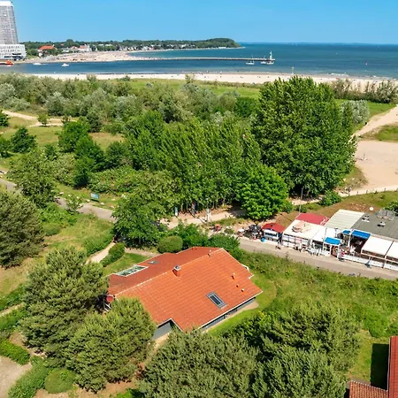 Strandblick - Dorf 1 01 *