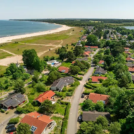 Strandblick - Dorf 1 01