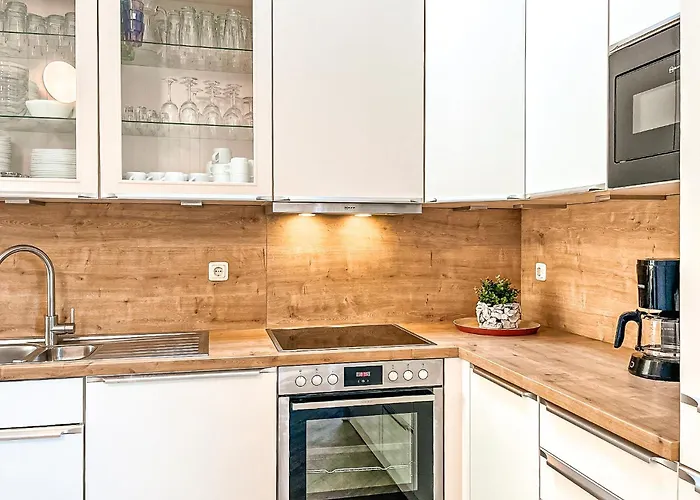 Strandblick - Dorf 1 01